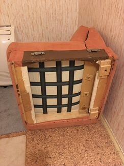 Диван