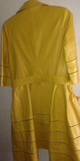 Плащ кожаный, жёлтый