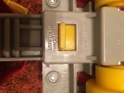 Ролики Тачки