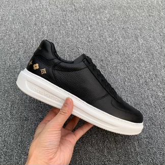Кроссовки LV