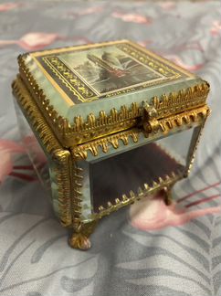 Шкатулка для украшений