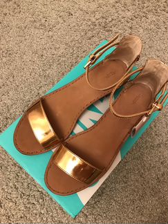 Босоножки Zara