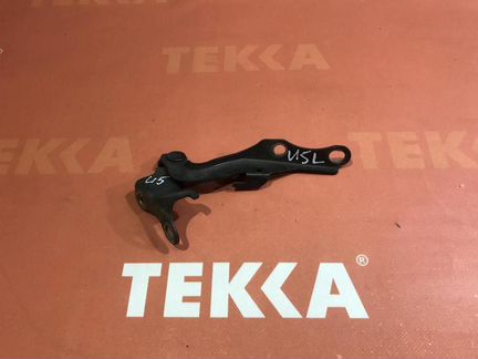 Петля капота левая Тойота Авенсис Т250