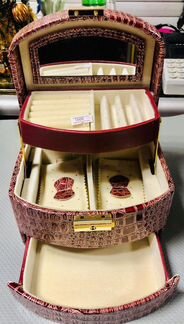 Шкатулка для украшений новая