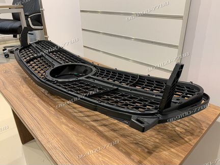 Решетка радиатора Mercedes GLA X156 Diamond Новая