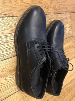 Ботинки кожаные новые zara