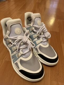 Кроссовки LV