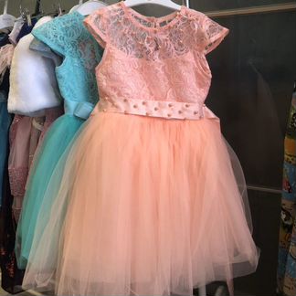 Новое праздничное платье на девочку