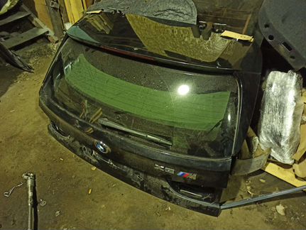 Bmw X5 F15 X5M F85 крышка багажника в сборе черный