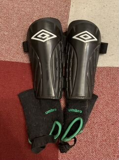 Гетры, перчатки вратарские, щитки футбольные