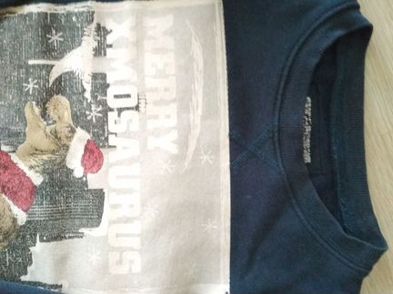 Толстовка / свитшот на7-8 лет с новогодним динозав