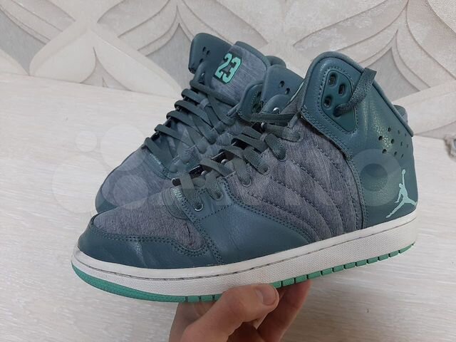 nike air jordan 1 mint green