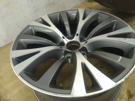 Диск литой передний BMW 7 F01 R19