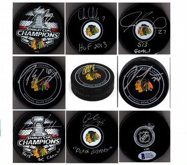 Хоккейная шайба с автографом- Chicago Blackhawks